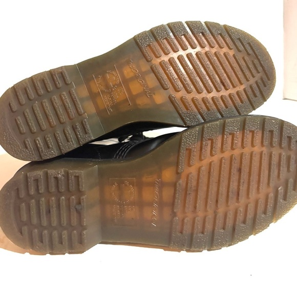 Dr. Martens unisex smooth Black Leather Lace-Up Boots size US 8 - Picture 3 of 8